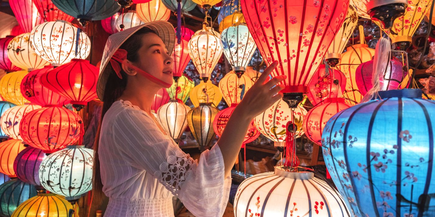 Mekong lantern markets