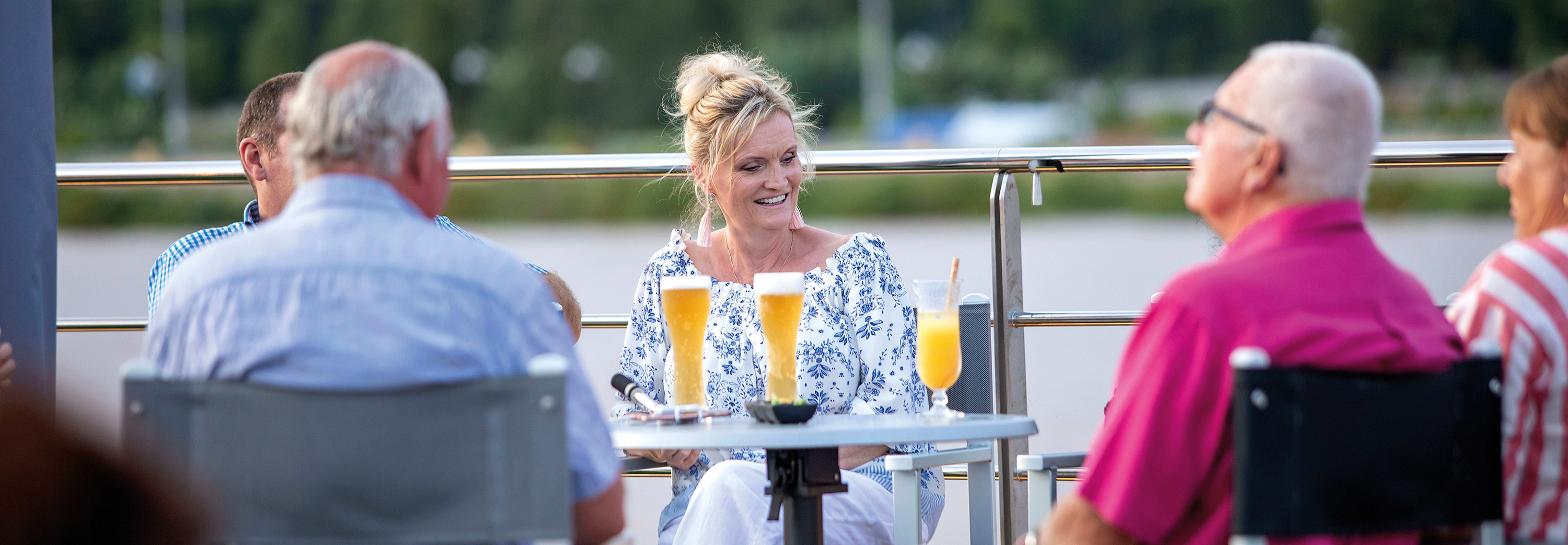 Relax on deck, Emerald Harmony