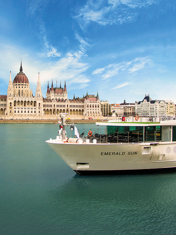 Emerald Sun in Budapest